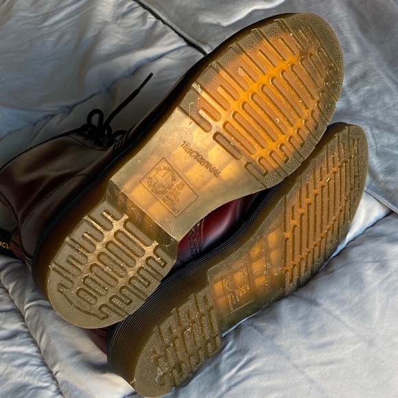 Dr. Martens Burgundy Leather Ankle Boots - Picture 4 of 5